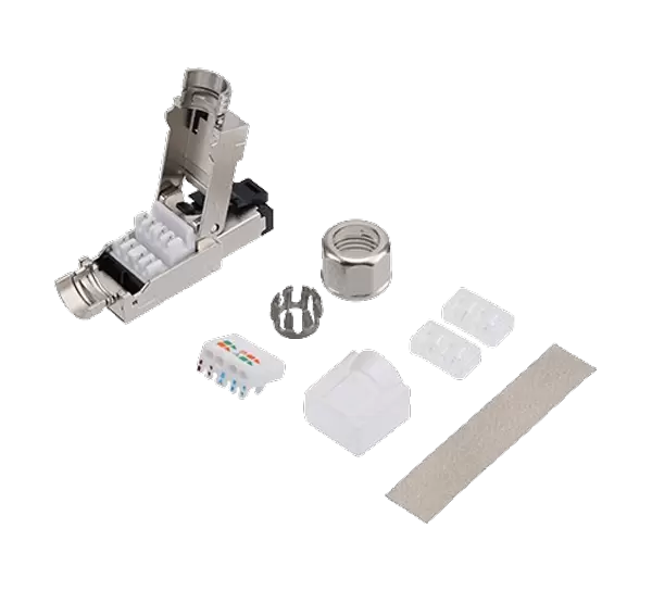 組み立てられたRJ45