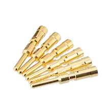 コンタクトを挿入