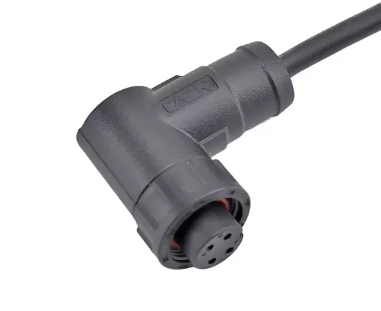 E10直角雌のオーバーモールドプラグ（スレッド）