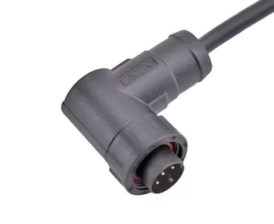 E10直角男性オーバーモールドプラグ（ねじ）