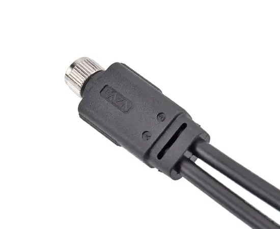 M8メス1〜2のオーバーモールドプラグ