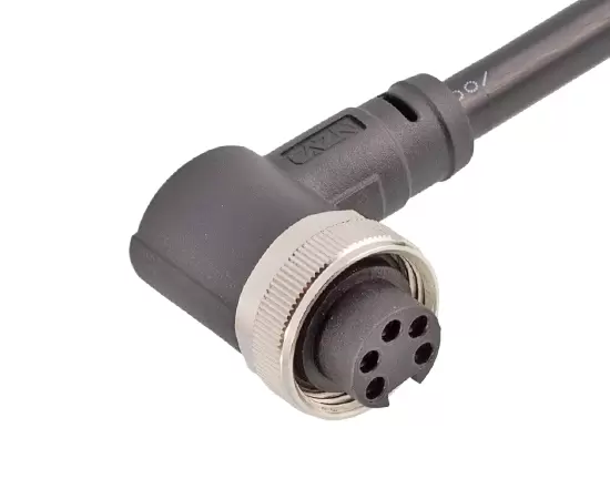 7/8角度の雌のオーバーモールドプラグ