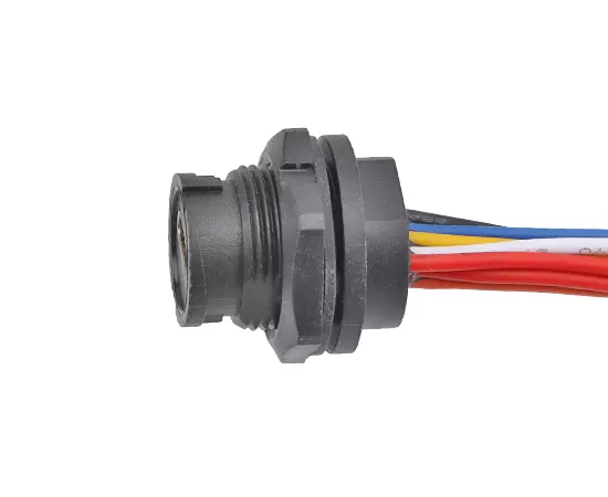 ワイヤー付きタイプCメスバックマウントレセプタクル（銃剣）